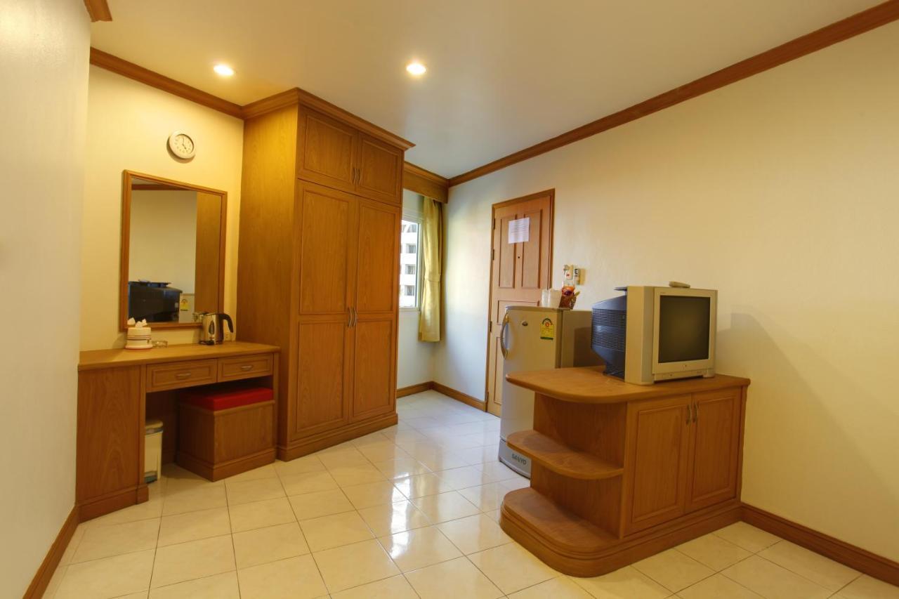 Casa Jip Guesthouse Patong Екстер'єр фото